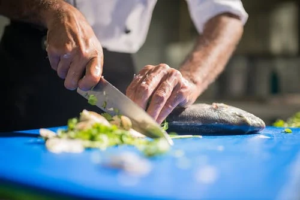 6 Reasons To Buy Damascus Steel Knives